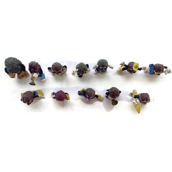 California Raisins Figurines Set of 12 Vintage 1987 2 to 3 Inches Tall - Picture 7 of 7